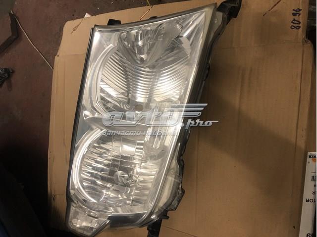 Фара комбінована, передня 8113060D31 TOYOTA