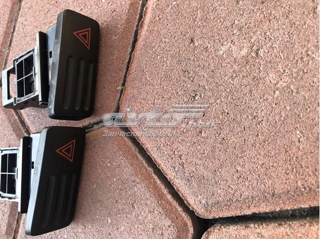 Кнопка аварійки 8433260270 TOYOTA