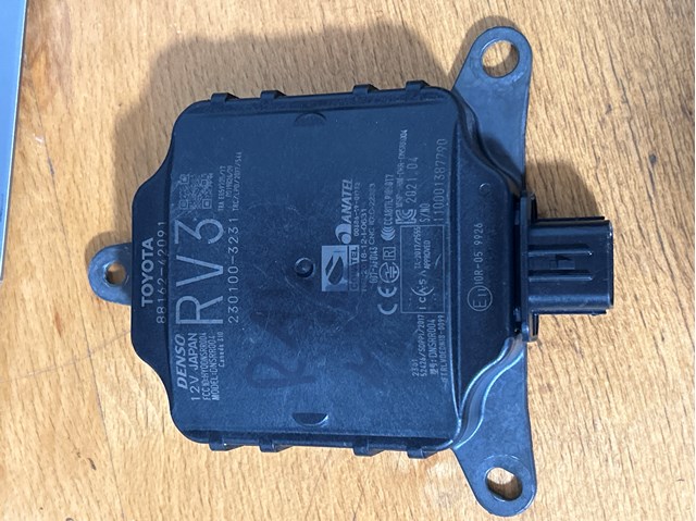 Датчик контролю мертвої зони, задній 8816242091 TOYOTA