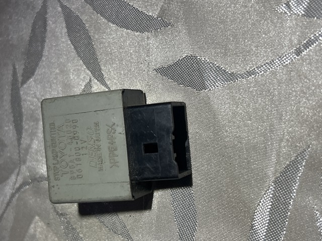 Реле електричне багатофункціональне 895A146020 TOYOTA
