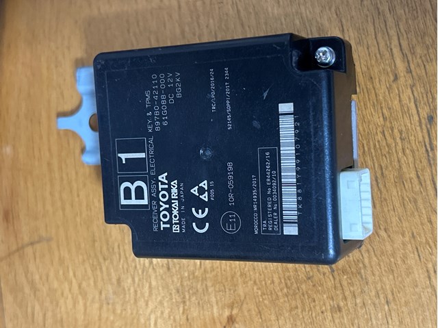 Антена KESSY 897B042110 TOYOTA