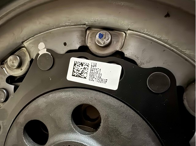 Маховик зчеплення 03C105266F VAG