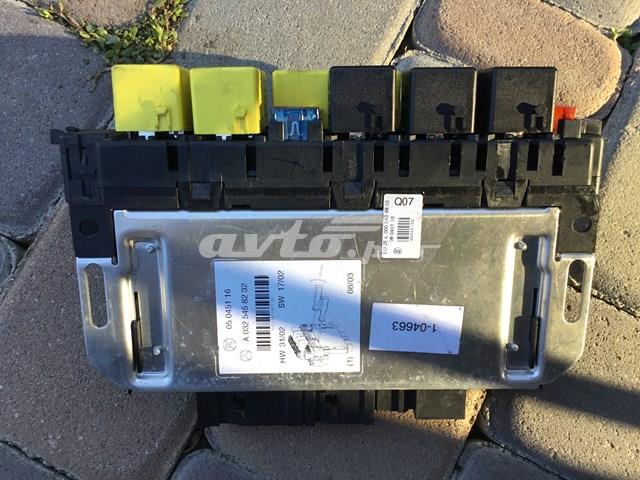 Коробка запобіжників A0325458232 MERCEDES