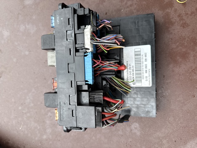 Блок керування сигналами SAM A2035452801 MERCEDES