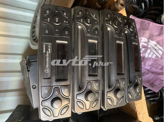 Магнітола A2038202286 MERCEDES