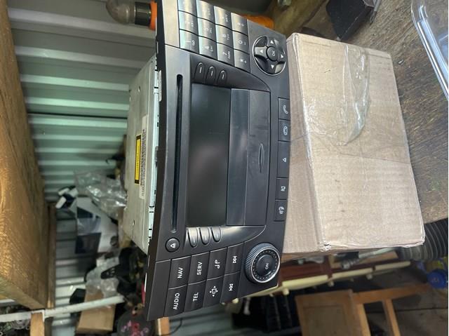 Магнітола A2118273842 MERCEDES