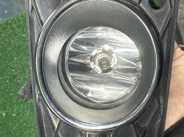 Фара протитуманна, ліва A2518200756 MERCEDES