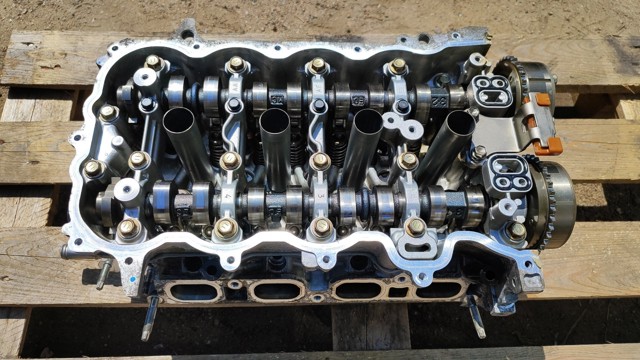 Головка блоку 1110149465 TOYOTA