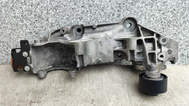Кронштейн генератора 117103703R NISSAN