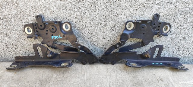 Завіса капота ліва 13989610 BMW