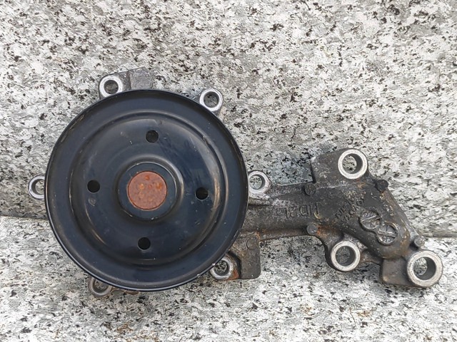 Водяний насос 1610080010 TOYOTA