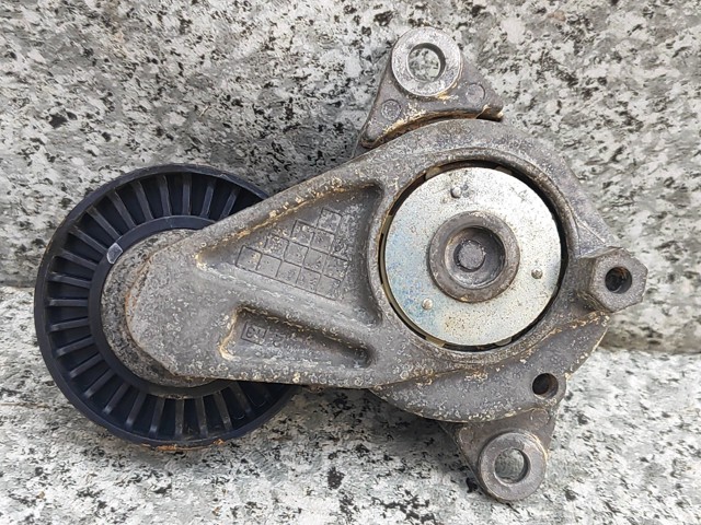 Натяжна планка поліклинового ременя 1662047030 TOYOTA