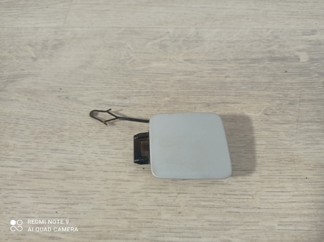Заглушка бампера буксирувального гака, передня права 2G0807241 VAG