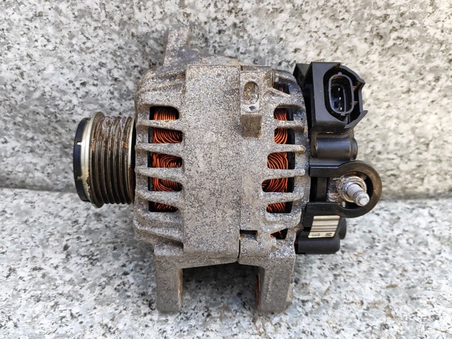 Авто генератор 373002B910 HYUNDAI