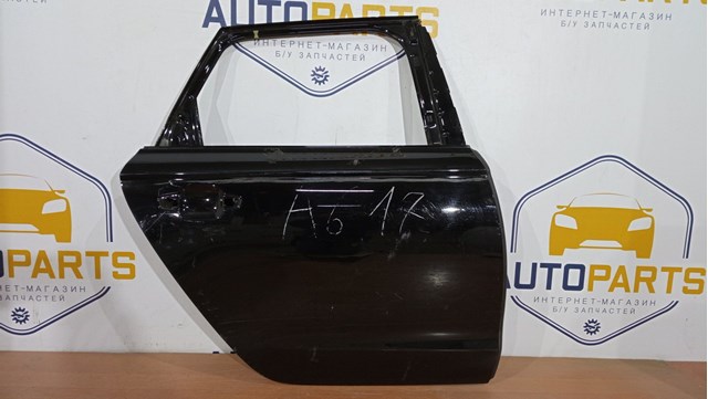 Двері задні в зборі 4G9833052 VAG