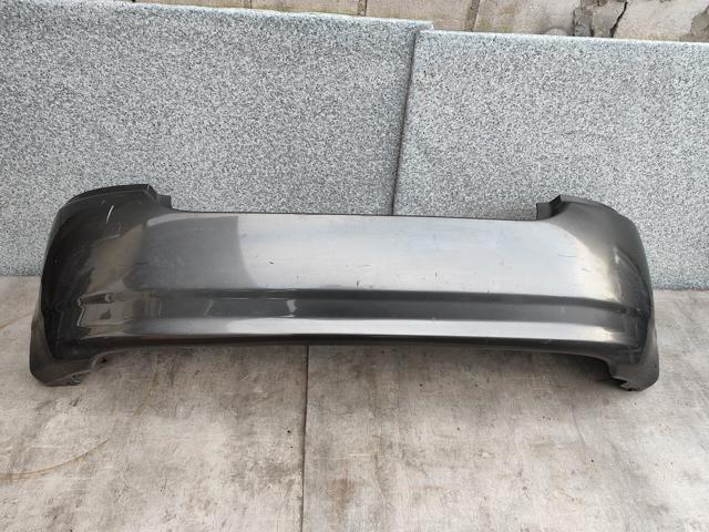Бампер задній 5215902240 TOYOTA