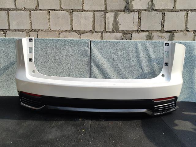 Бампер задній, верхня частина 5215978908 TOYOTA