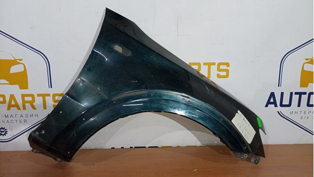 Переднє праве крило 5220C250 MITSUBISHI