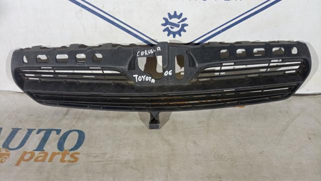 Захисна решітка радіатора 5311102330 TOYOTA