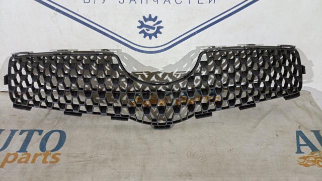 Решітка радіатора 531110D140 TOYOTA