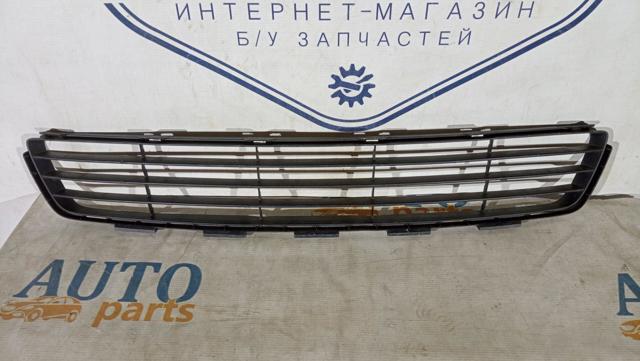 Решітка переднього бампера, центральна 531120D140 TOYOTA