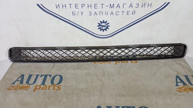 Решітка переднього бампера, нижня 5311342030 TOYOTA