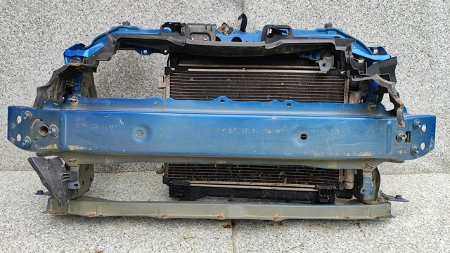Рамка радіатора верхня 532050D905 TOYOTA