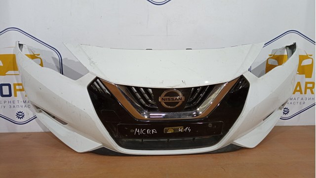 Бампер на авто 620225FA0H NISSAN