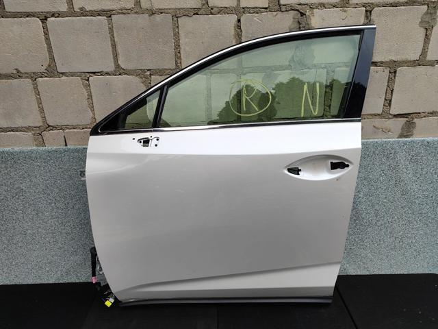 Дверь передня ліва 6700278030 TOYOTA