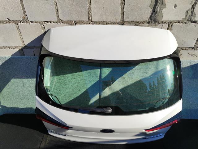 Двері багажника 6700578060 TOYOTA
