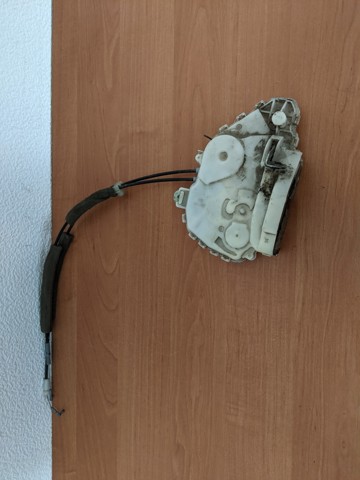 Внутрішній дверний замок 72111SMGG0 HONDA