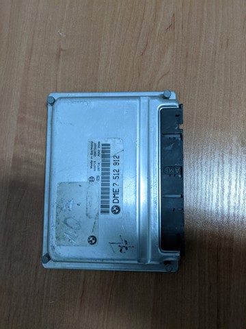 Комп'ютер двигуна 7512912 BMW
