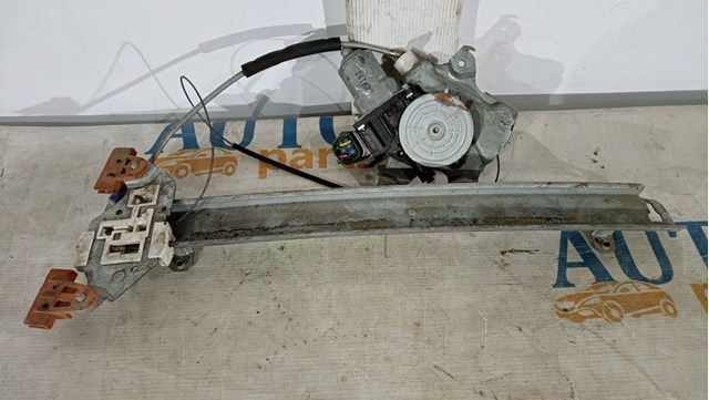 Мотор склопідйомника дверей передніх, правих 80730JX30C NISSAN