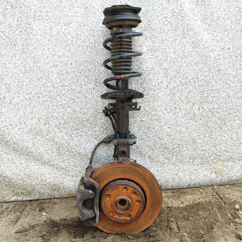 Цапфа поворотного кулака 8200755585 RENAULT
