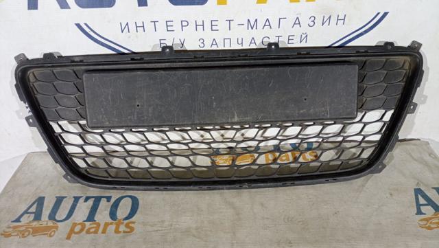 Решітка бампера нижня 865612R000 HYUNDAI