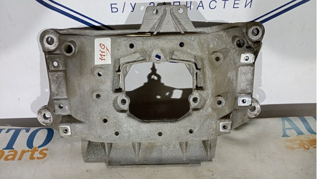 Кріплення кпп 8K0399263BH VAG