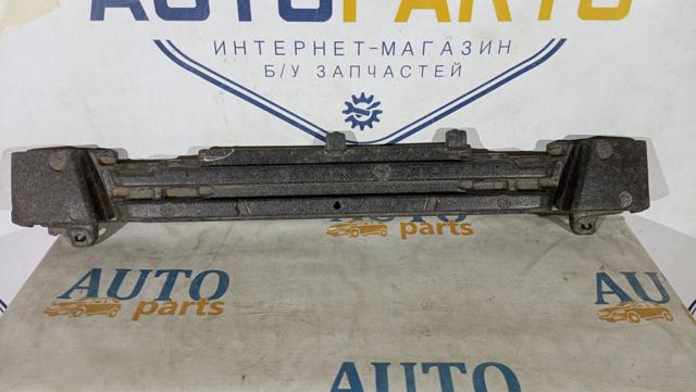 Абсорбер бампера переднього 8T0807550 VAG