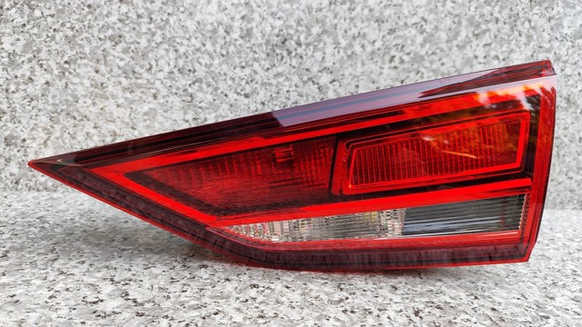 Ліхтар задній правий, внутрішній 8V5945076 VAG