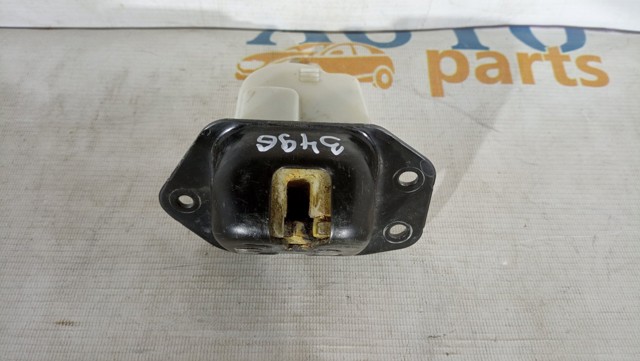 Замок багажника 90502CA00C NISSAN