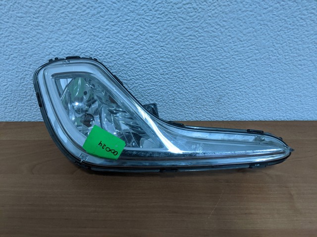 Туманка права 922021R000 HYUNDAI