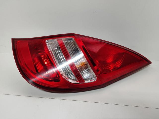Ліхтар задній правий, верхній 924022R0 HYUNDAI