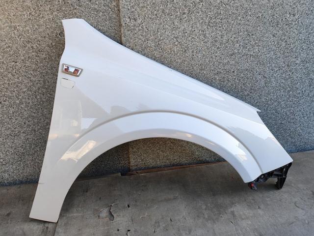 Переднє праве крило 93178667 OPEL