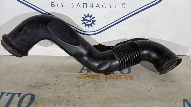 Повітроприймач A0000949308 MERCEDES