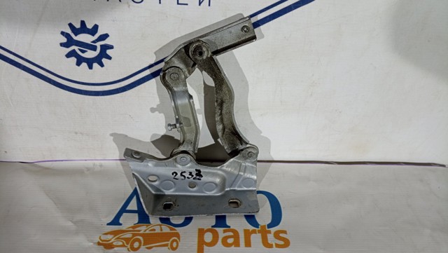 Петля капота, права A1698800428 MERCEDES