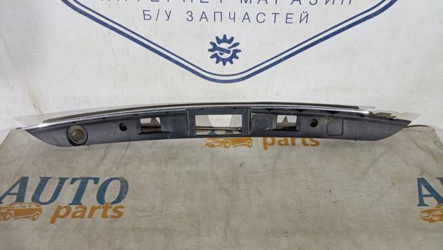 Накладка двері багажника A2047400793 MERCEDES