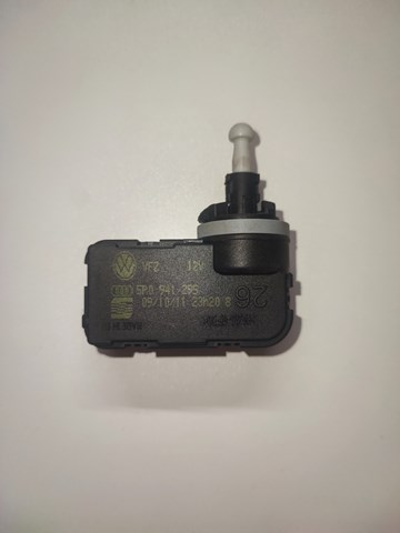 Коректор фари 5P0941295 VAG