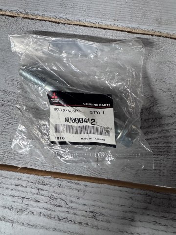 Палець задньої ресори, передній MU000412 MITSUBISHI