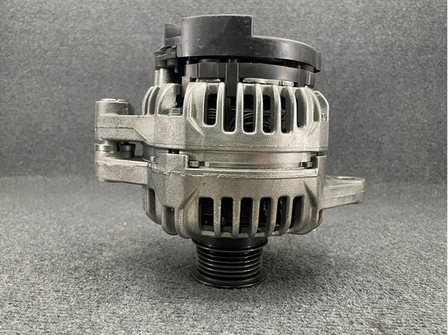 Генератор 0124425059 BOSCH
