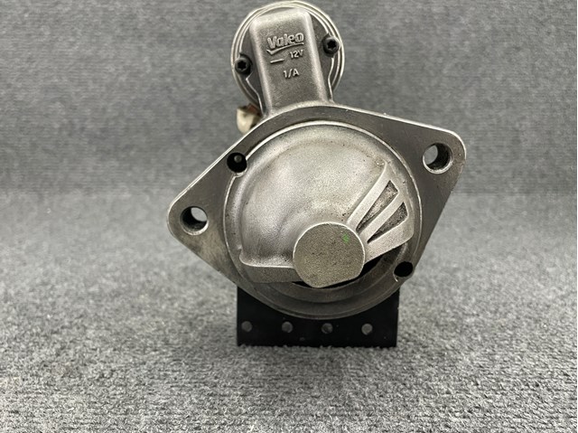 Стартер двигуна 076911023B VAG