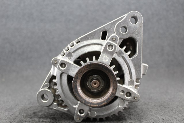 Генератор 2706031120 TOYOTA